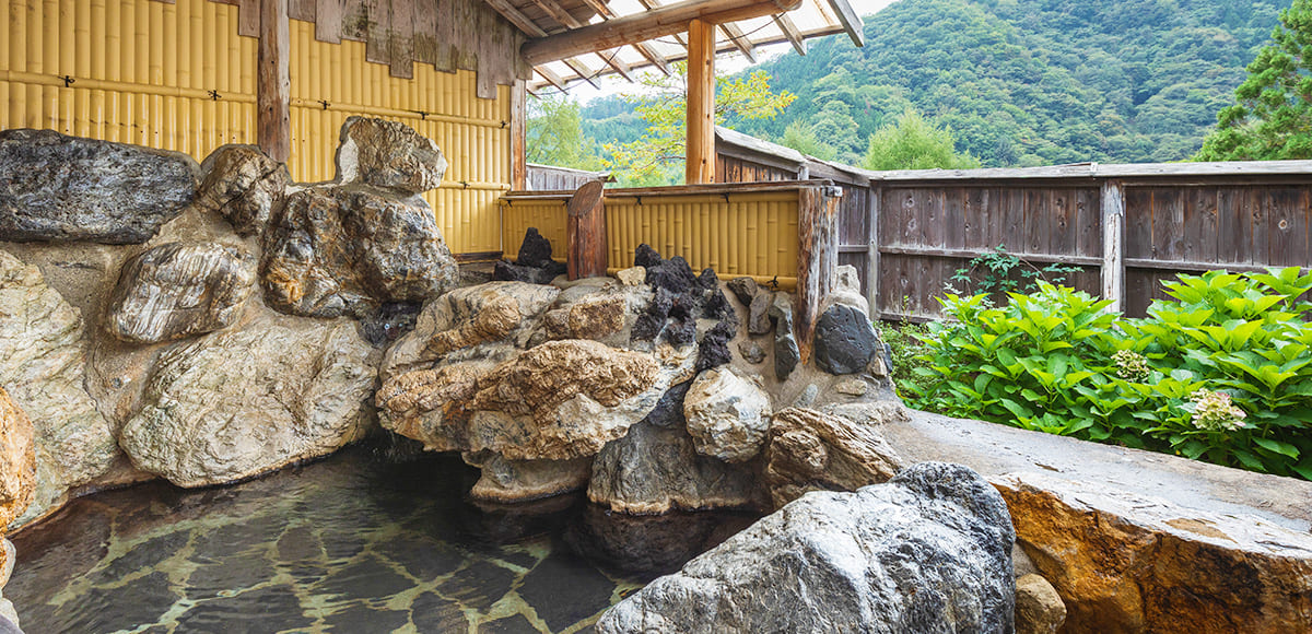 貸切露天風呂 - 金精の湯・子宝の湯 -